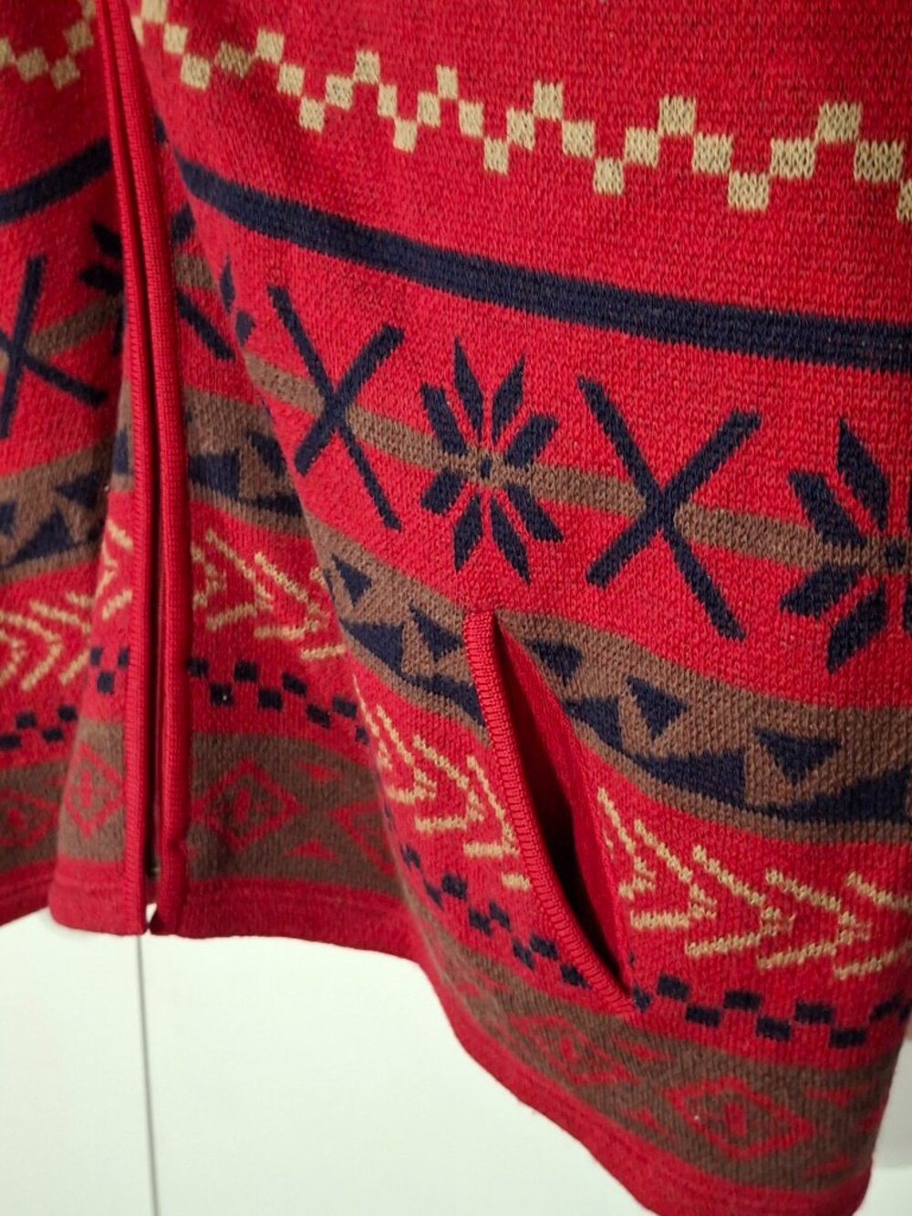 Vintage Venezia Jeans 100% Wool Red Reindeer Zip Up Sweater Jacket 26/28 Holiday - Picture 6 of 7